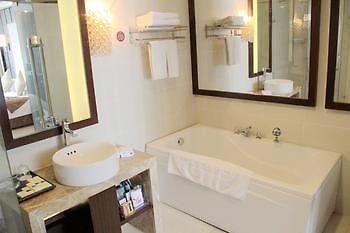 Nanjing Century Fate Hoteljinxianghe Екстер'єр фото